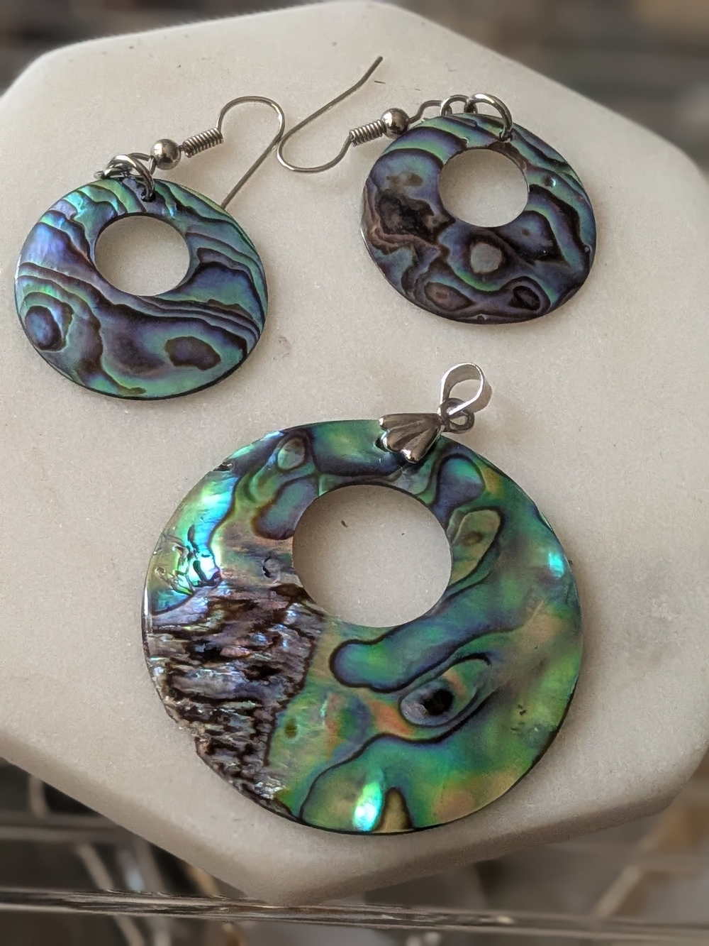 Vintage Artisan Natural Abalone Paua Shell 18K CP Gold Plated Earring & Pendant